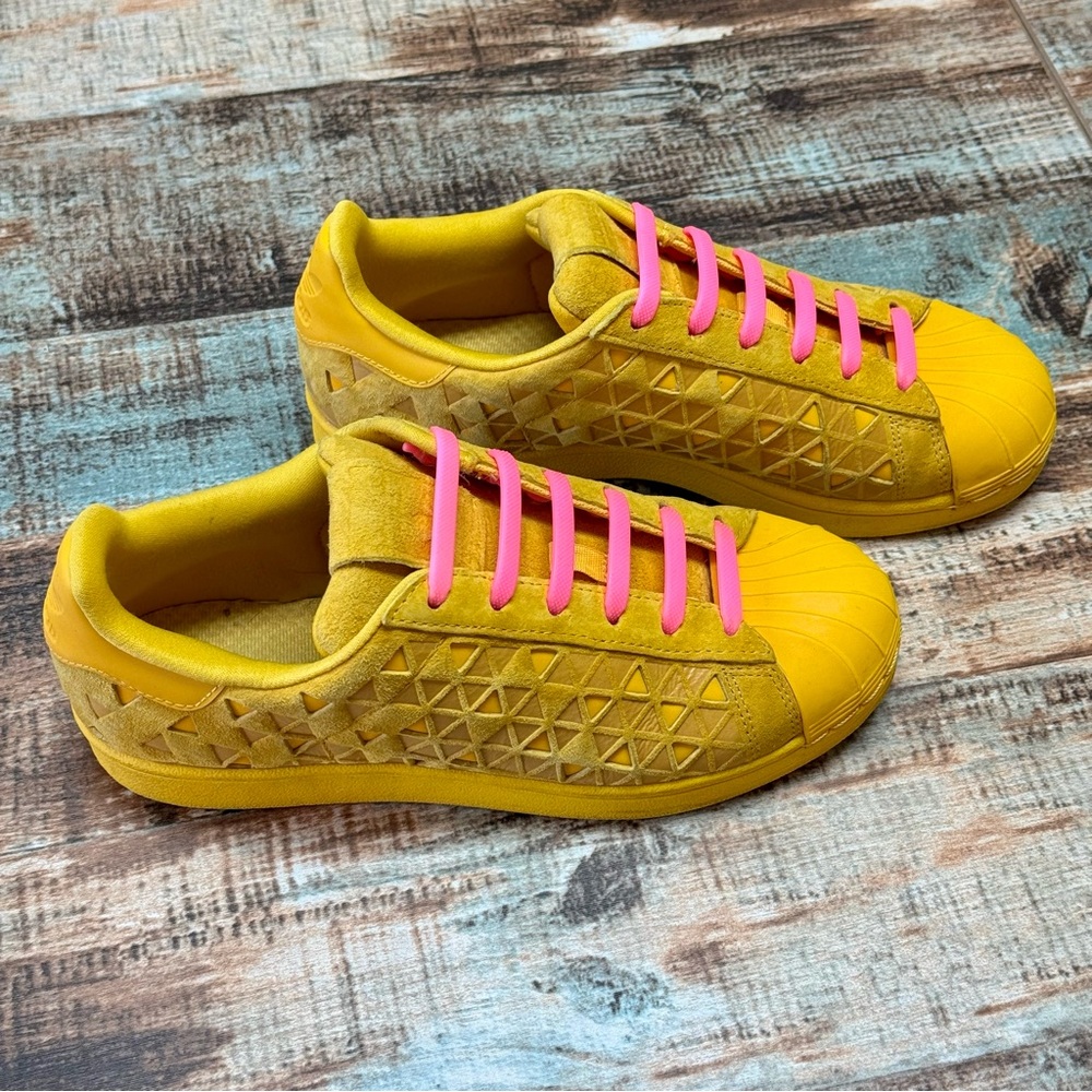 Women’s Adidas Yellow & Pink Shoes | #Z8 - Picture 5 of 15